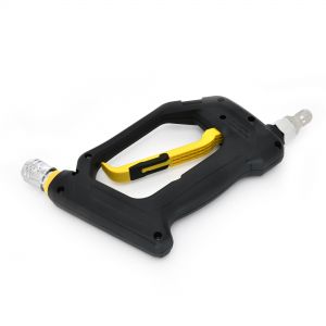 High pressure gun